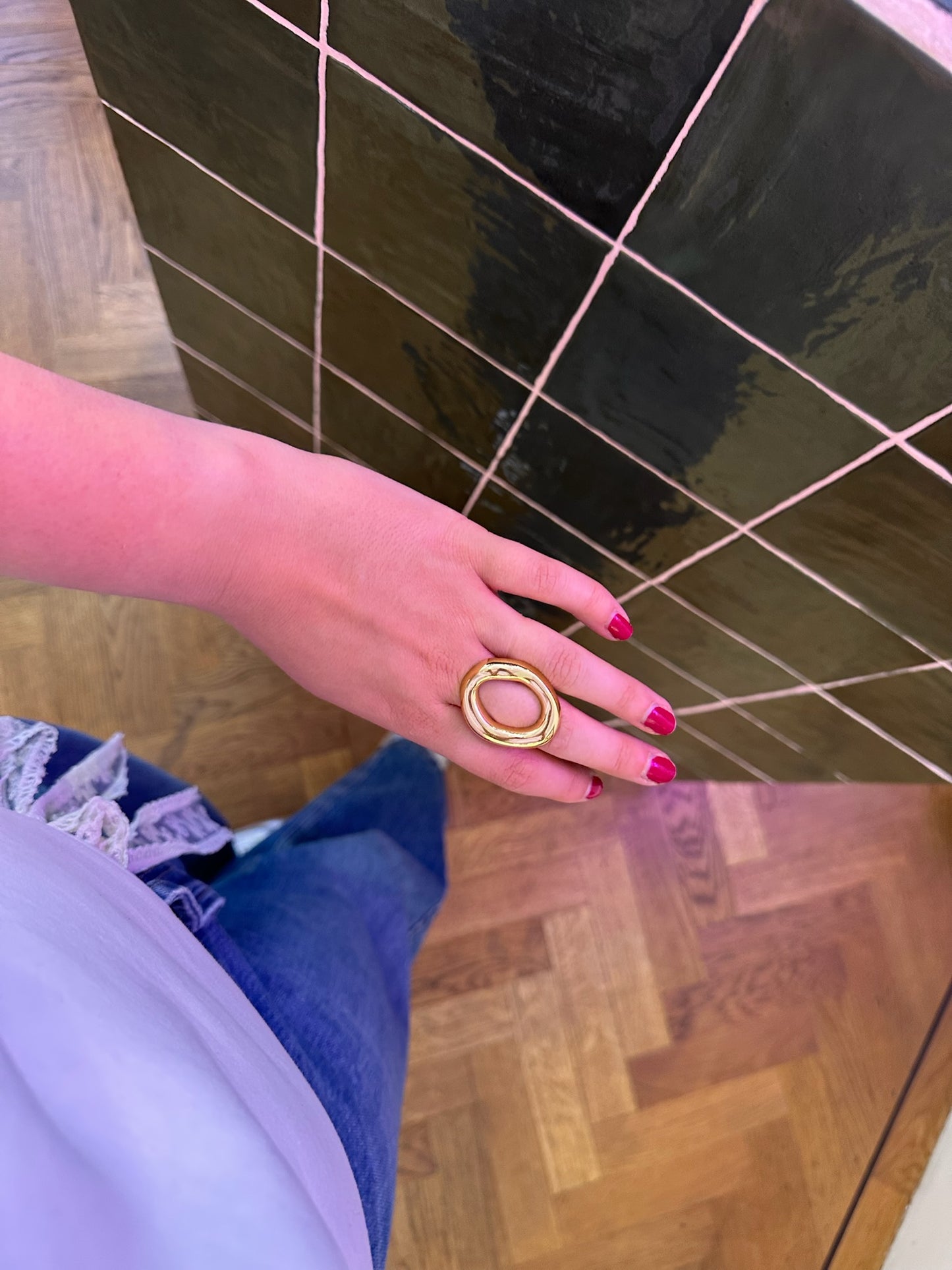 Oval Big Ring