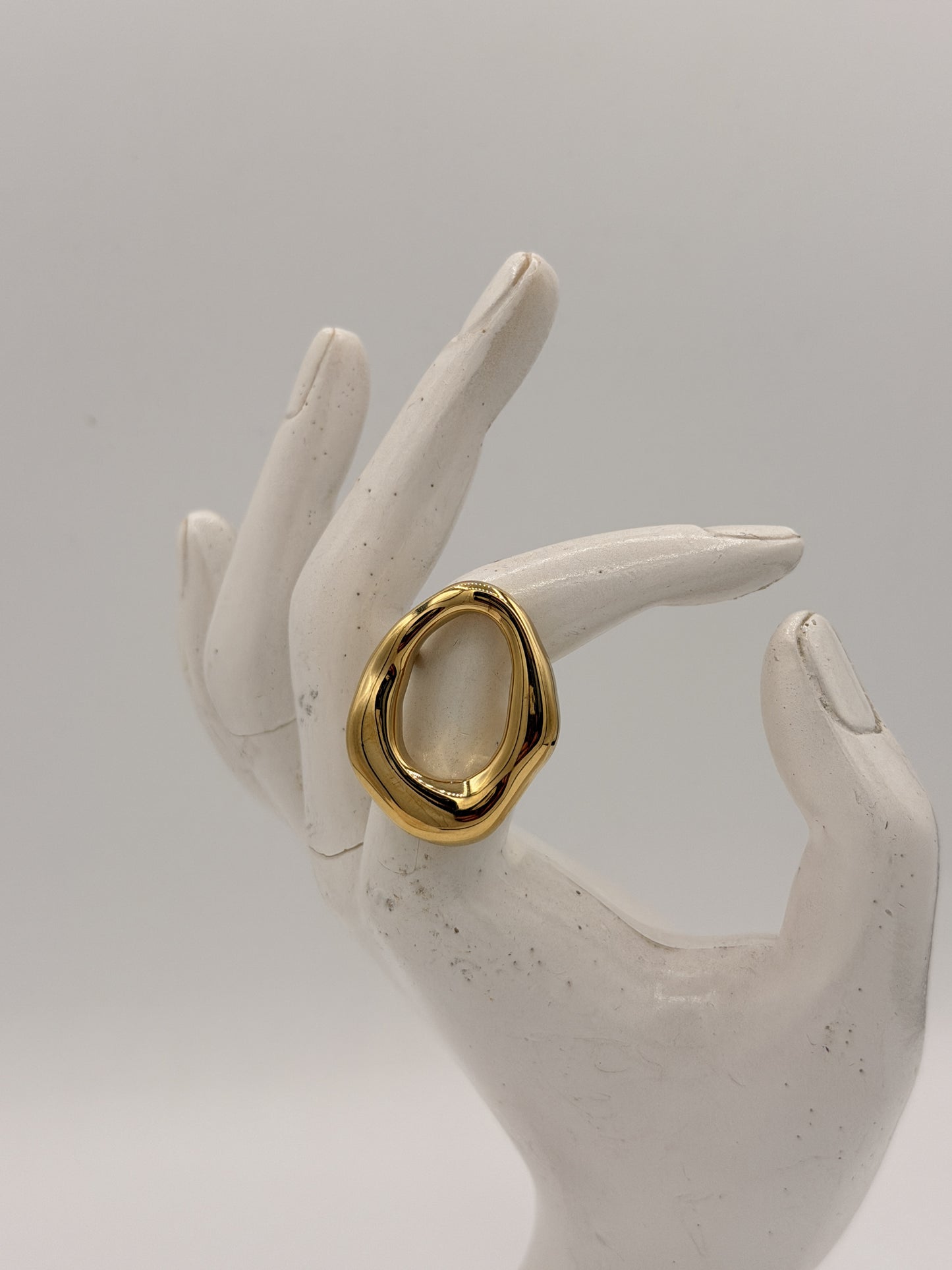 Ring Swirly Oval