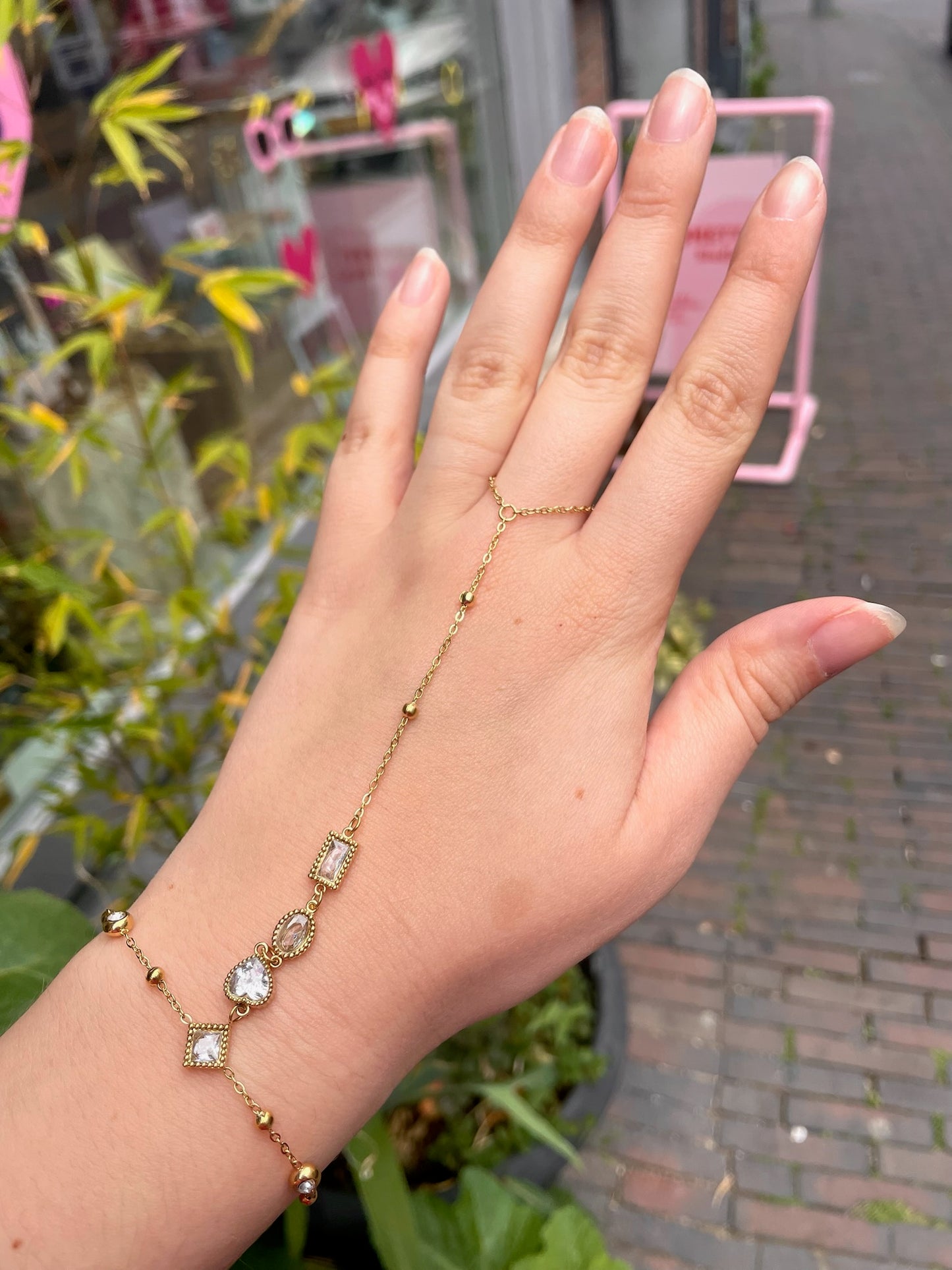 Handchain Clear Cosmic