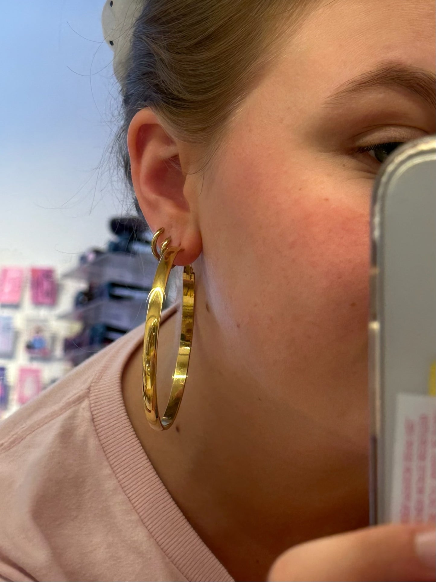 Hoops flat in IV