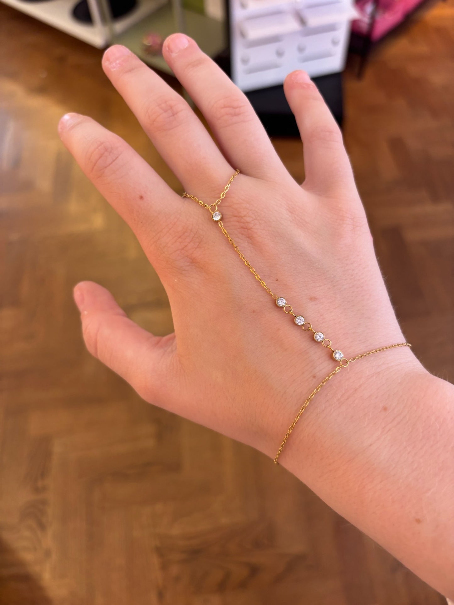 Handchain stonesy