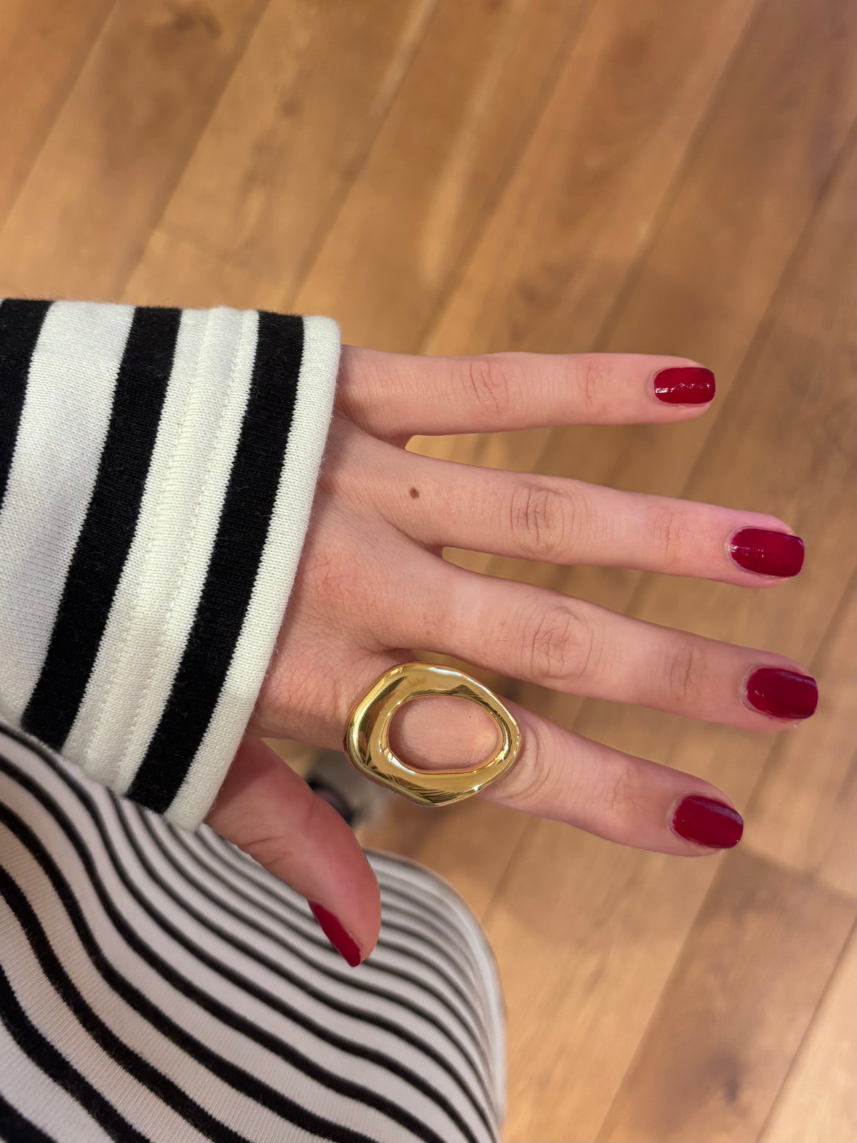 Ring Swirly Oval