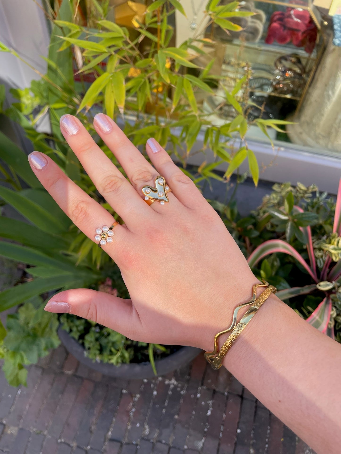 Ring Blondie