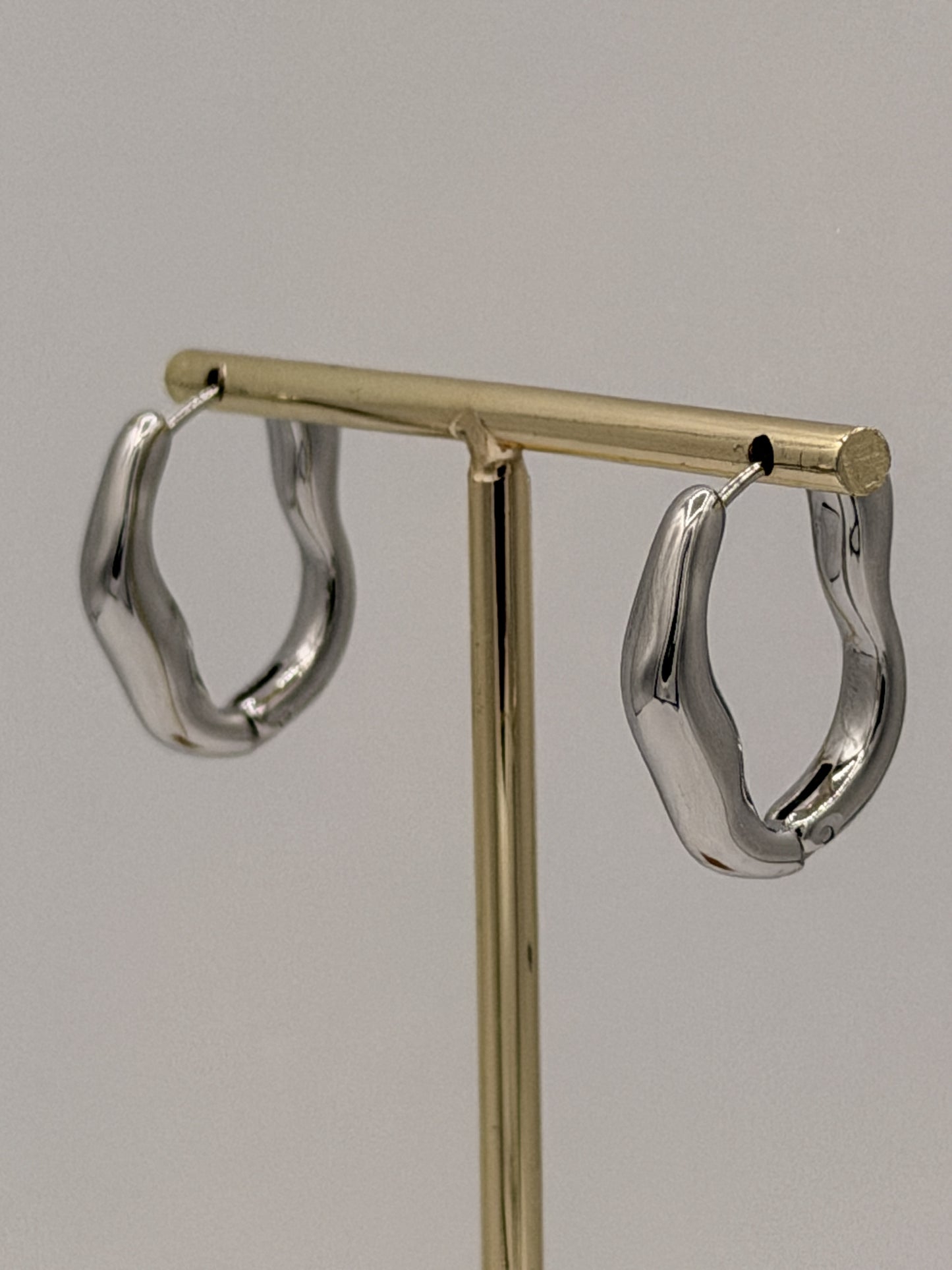 Oorbel oval Organic Clip Zilver