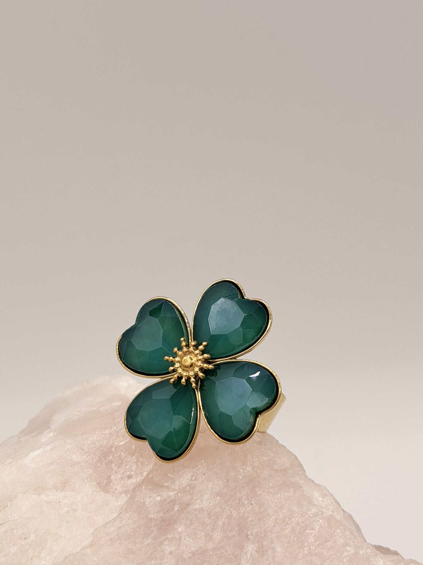 Ring Clover