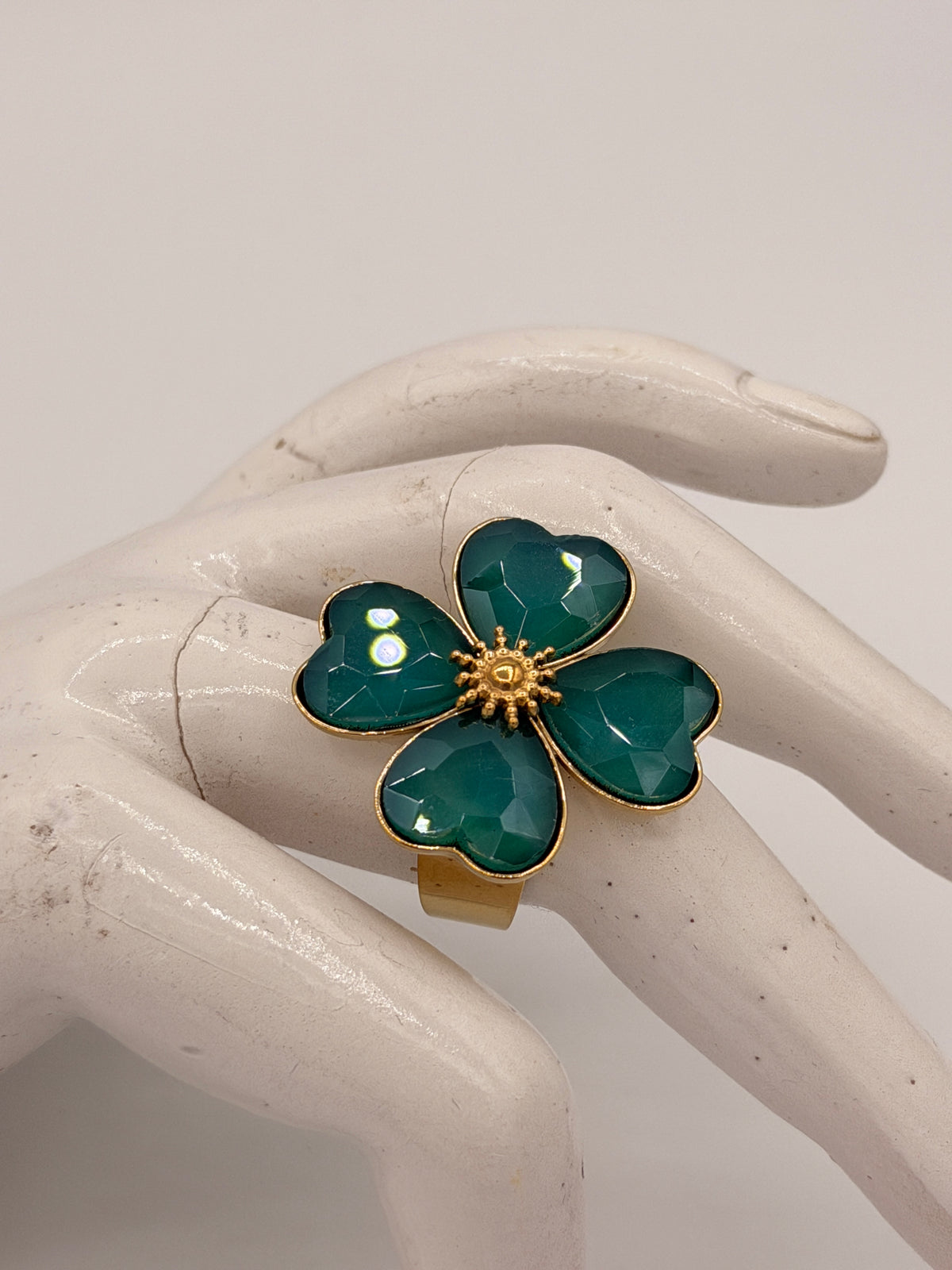 Ring Clover