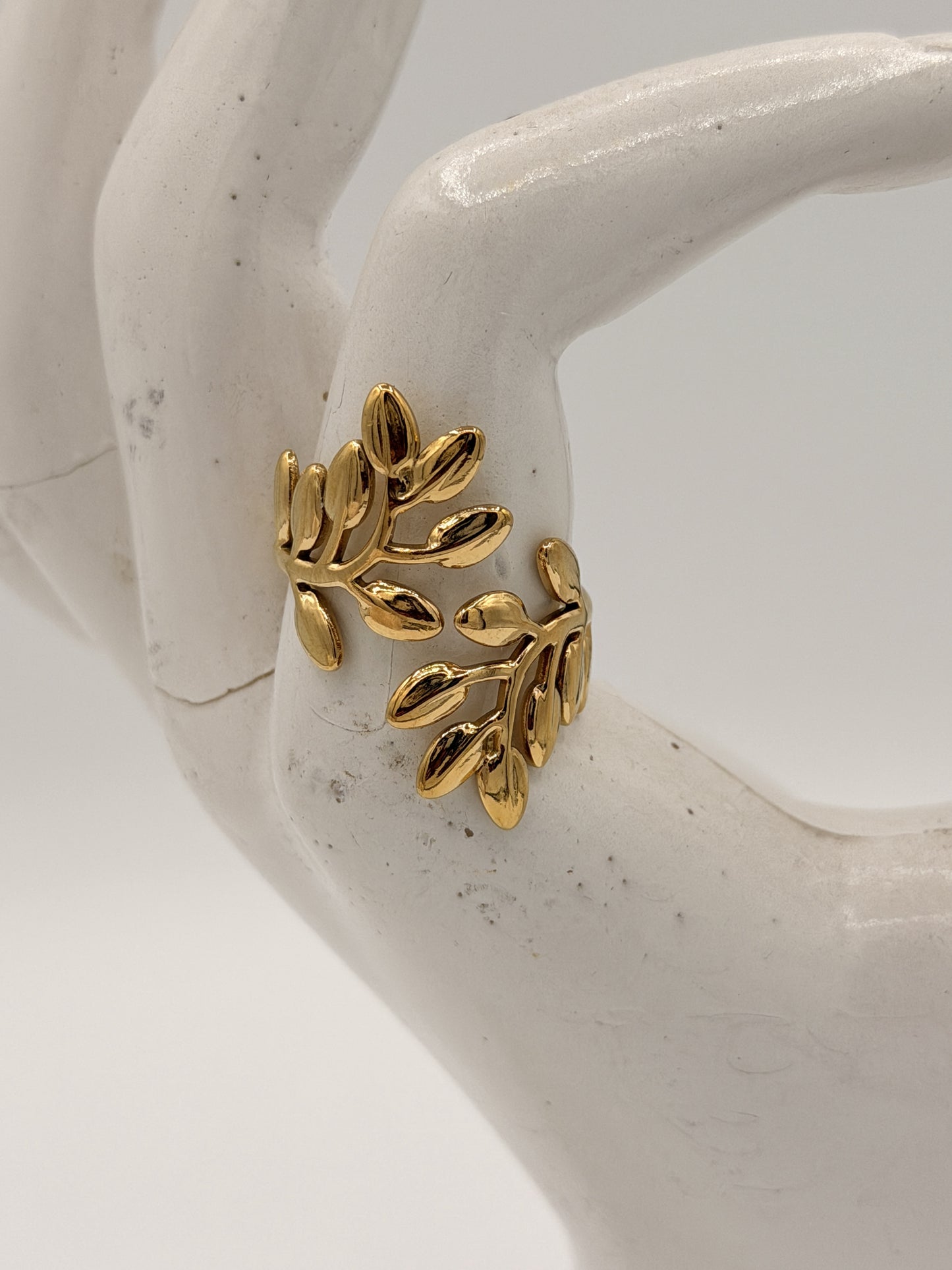 Ring Leafy Branch
