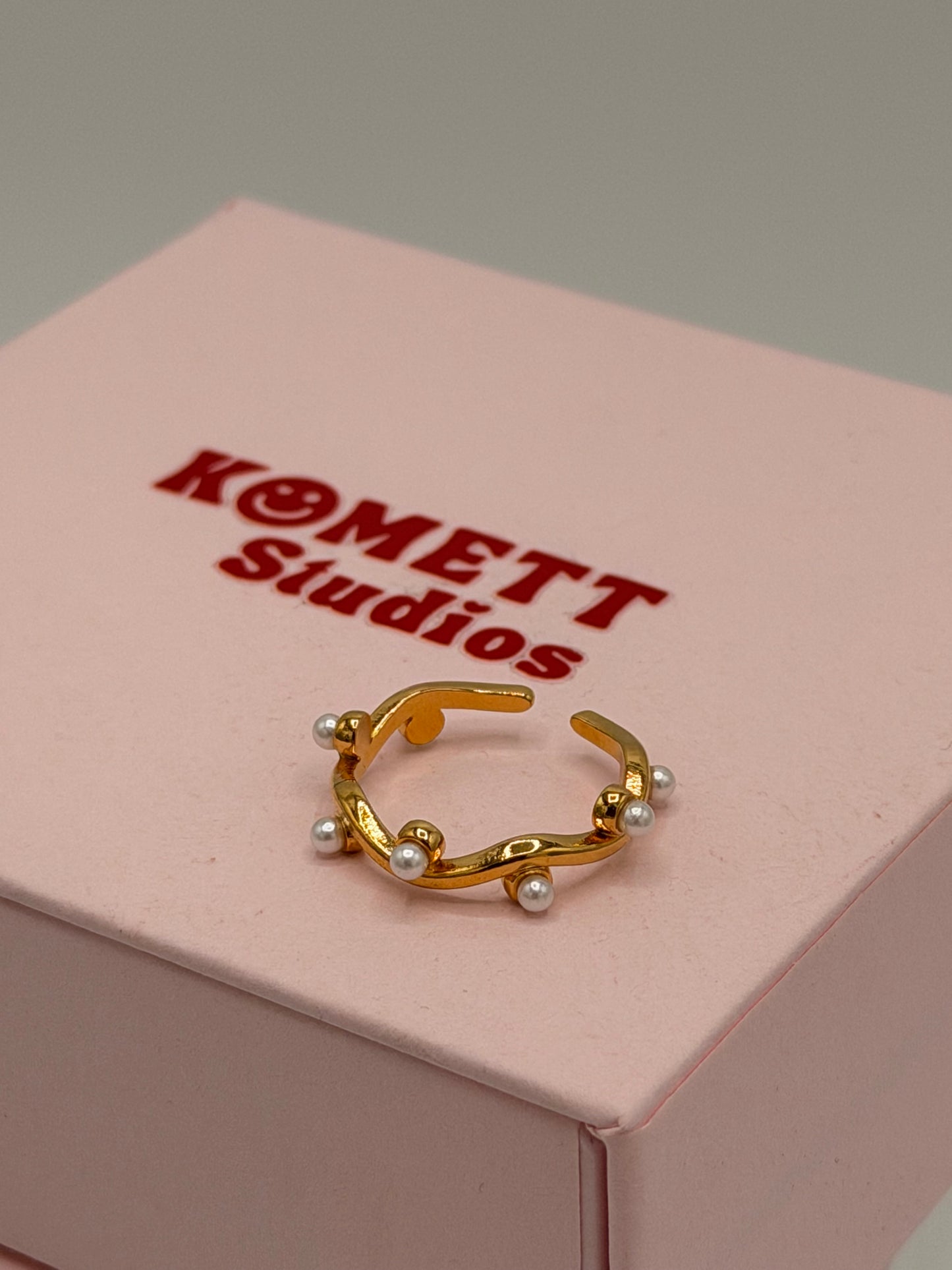 Mini Pearl Ring