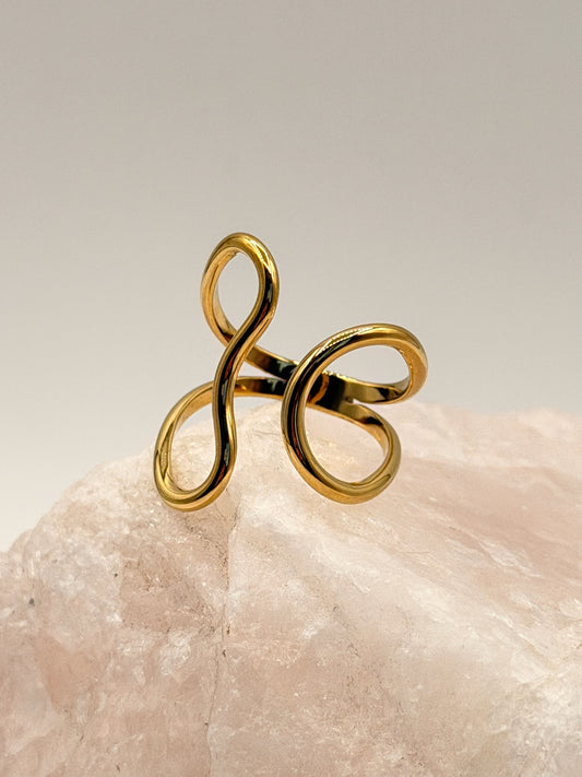 Ring Ola / Goud