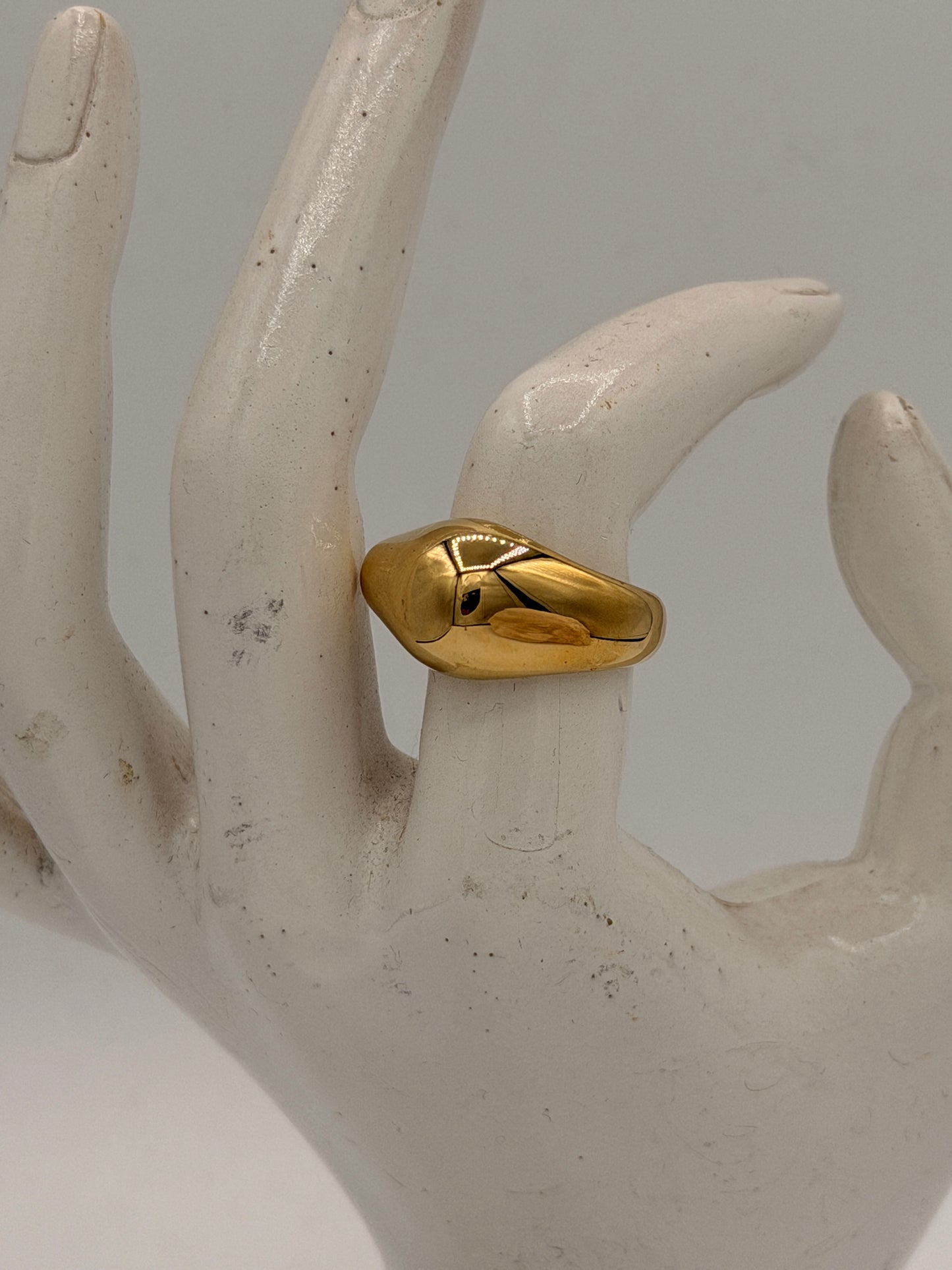 Ring Zoë Goud