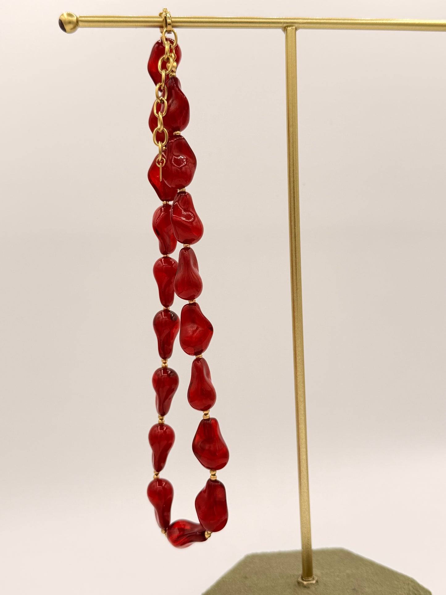 Ketting Red Organic Beads