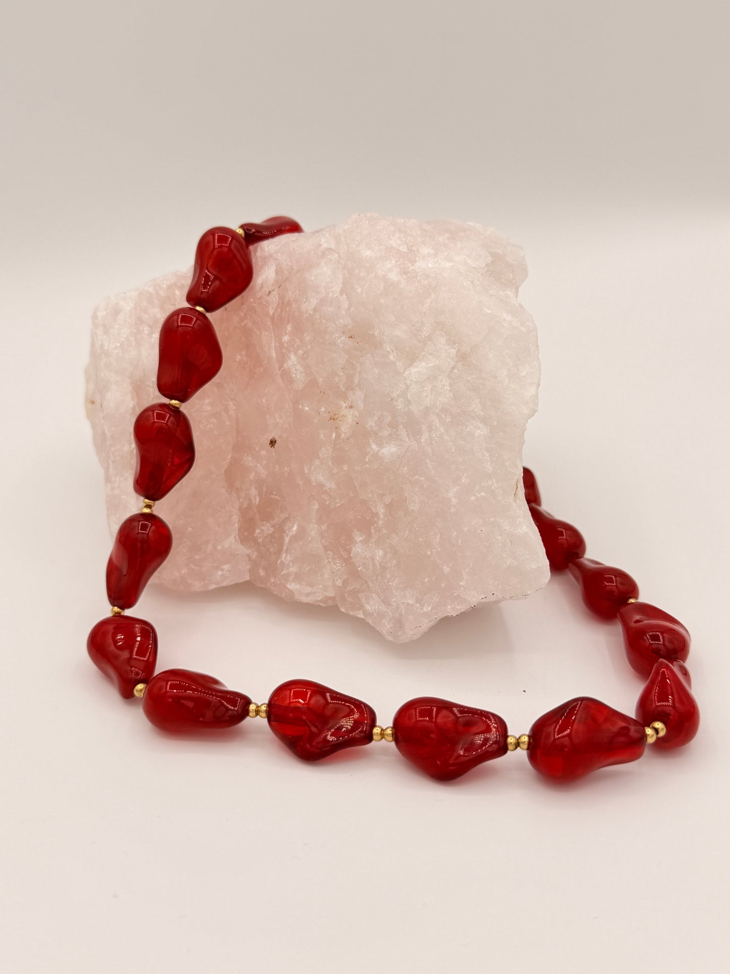 Ketting Red Organic Beads