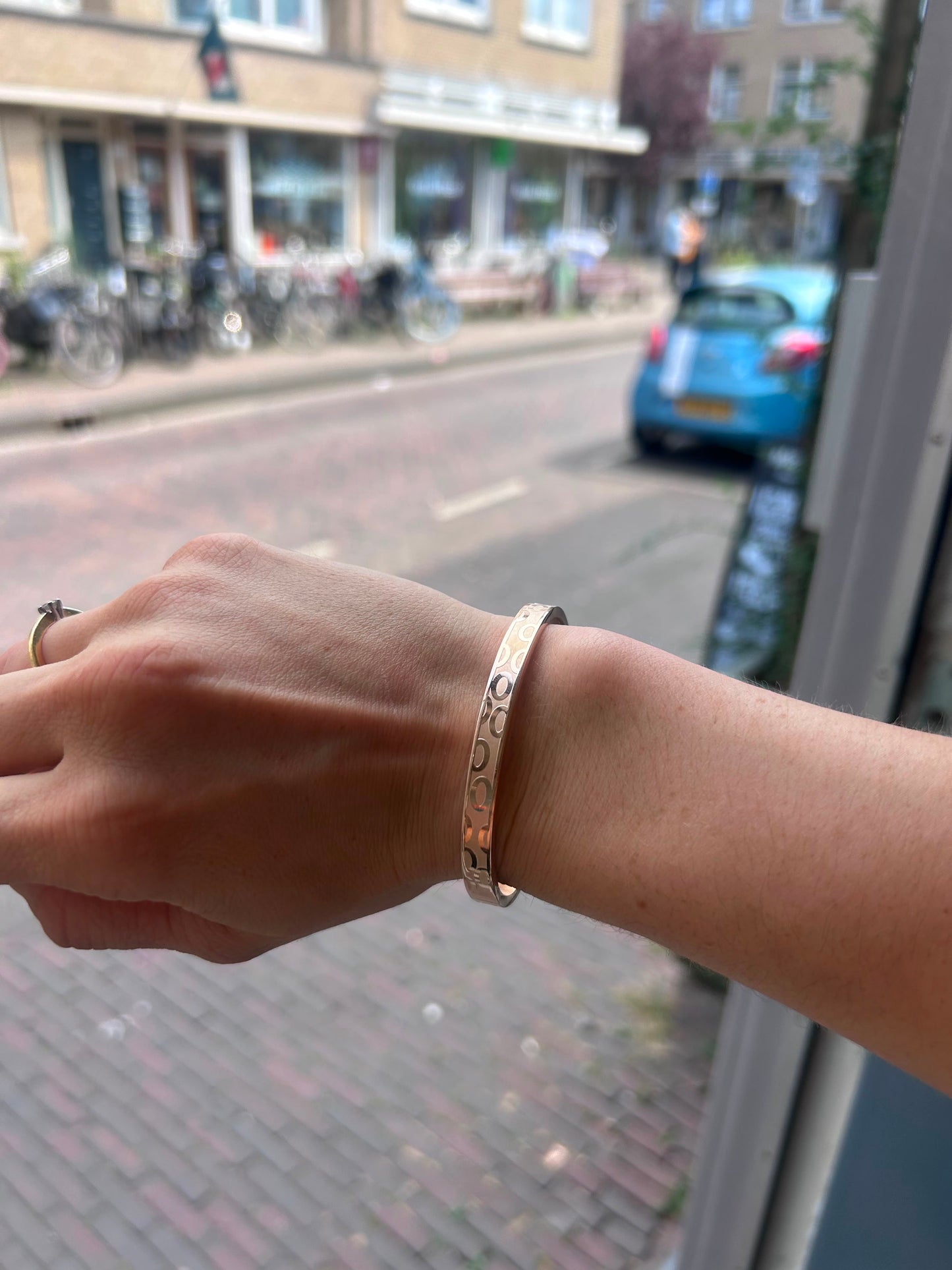 Bangle klik bubbles